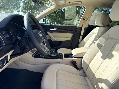 Used 2023 Audi Q5 2.0T Premium AWD/4WD image 11