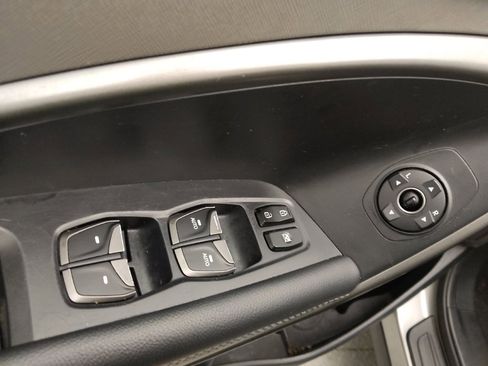 Used 2017 Hyundai Santa Fe Sport image 27