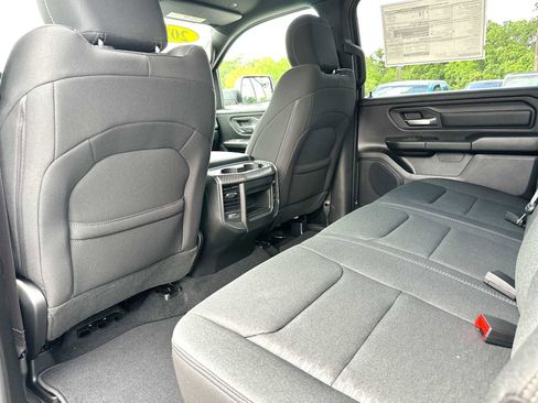 New 2026 RAM 1500 Express image 24