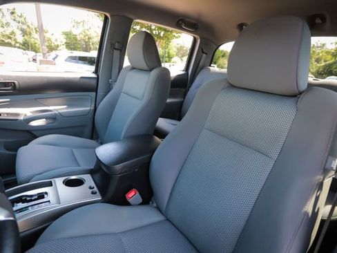 Used 2015 Toyota Tacoma 4x4 Double Cab w/ TRD Sport Package image 33