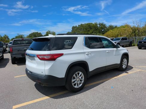 Used 2020 Chevrolet Traverse LT FWD image 7