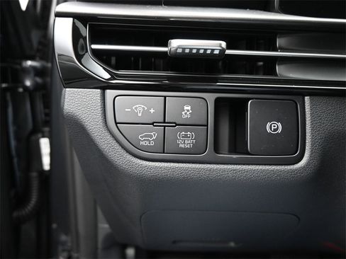 New 2026 Kia Sportage EX image 31