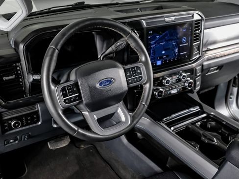 Used 2026 Ford F350 Lariat AWD/4WD image 16