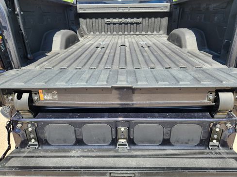 Used 2024 GMC Sierra 2500 Denali w/ Denali Reserve Package AWD/4WD image 26