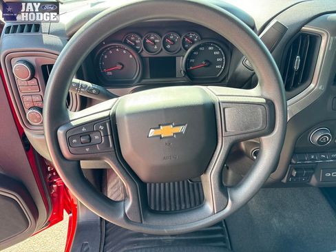Used 2025 Chevrolet Silverado 2500 Custom w/ Custom Value Package image 21