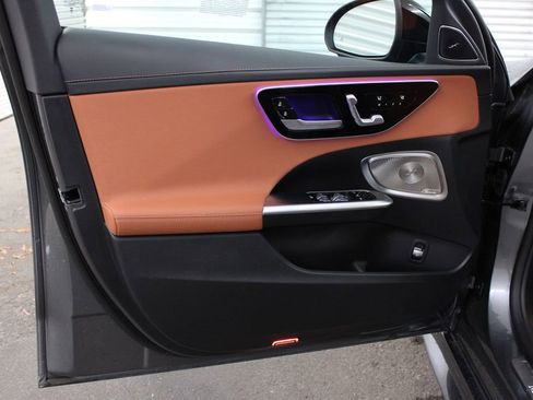 Used 2024 Mercedes-Benz C 300 Sedan image 7