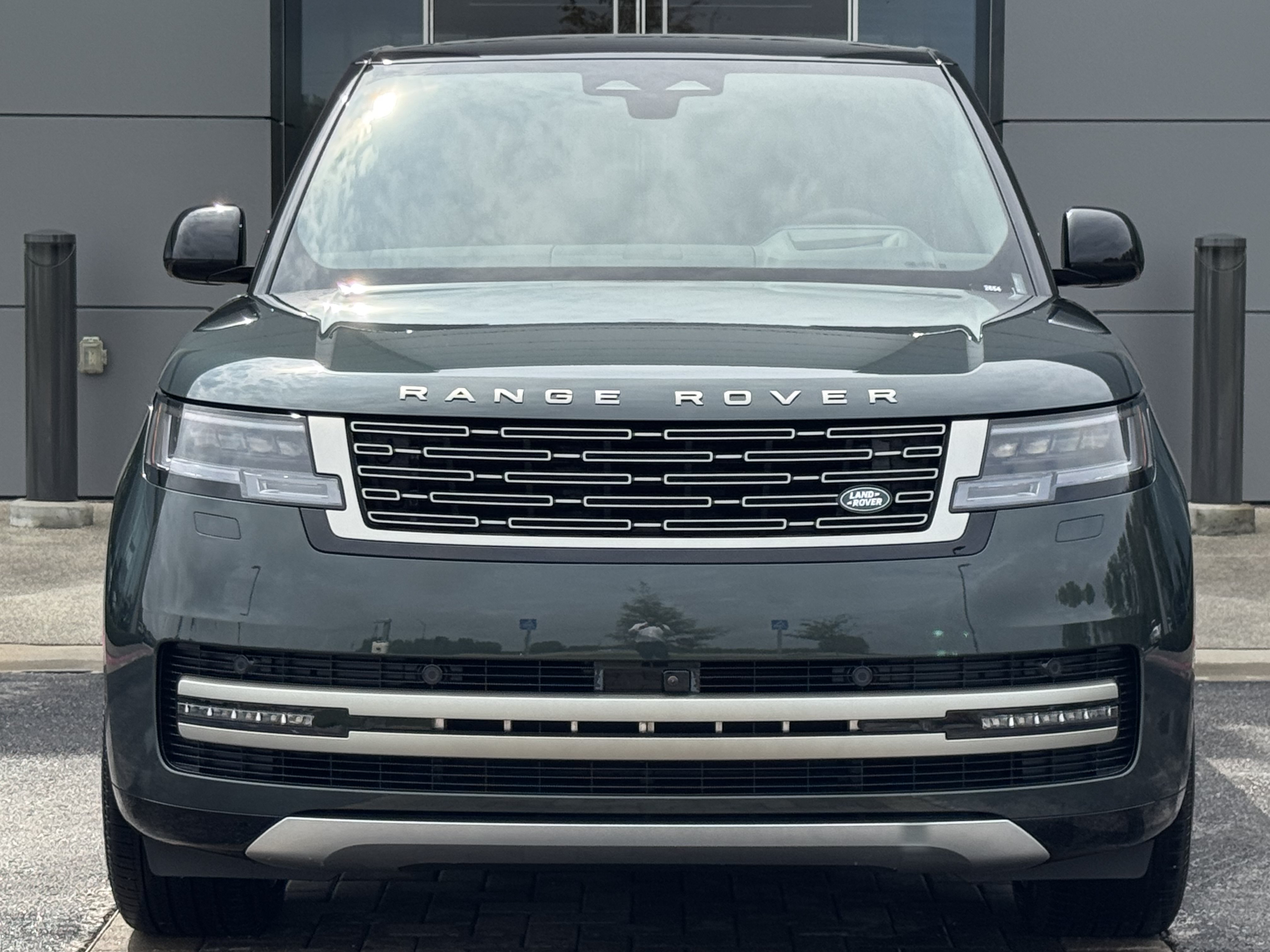 New 2027 Land Rover Range Rover SE AWD/4WD image 8