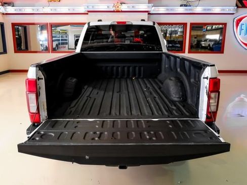 Used 2020 Ford F250 XL w/ Power Equipment Group AWD/4WD image 8
