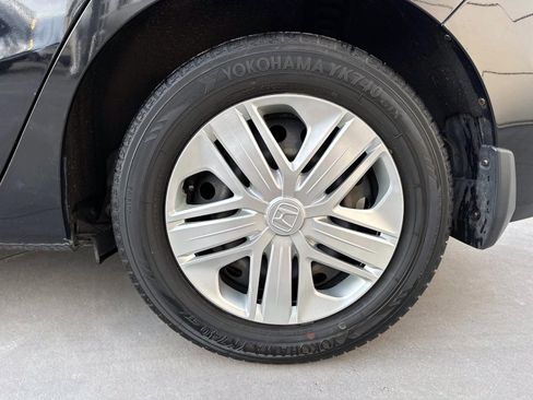 Used 2018 Honda Fit LX image 10