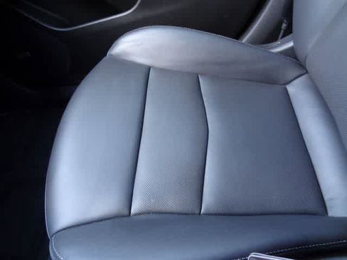 Used 2025 Cadillac XT5 Premium Luxury w/ Technology Package FWD image 38