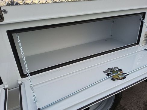 New 2026 Ford F450 XL w/ XL Chrome Package image 18