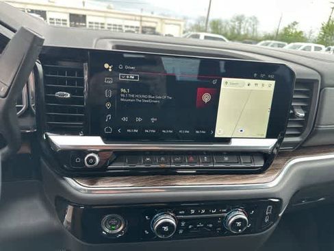 Used 2022 GMC Sierra 1500 Elevation image 7