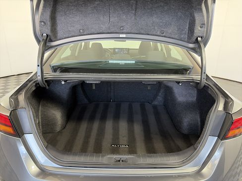 Used 2025 Nissan Altima 2.5 SV w/ SV Special Edition Package AWD/4WD image 14