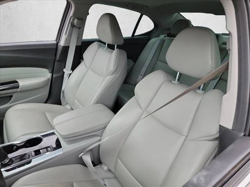 Used 2020 Acura TLX FWD image 9