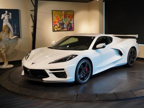 Used 2023 Chevrolet Corvette Stingray Premium Cpe w/ Z51 Performance Package RWD image 1