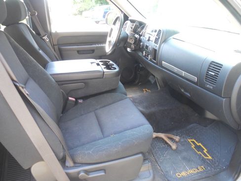 Used 2010 Chevrolet Silverado 1500 LT w/ Power Pack Plus AWD/4WD image 19