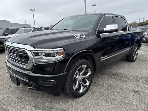 Used 2024 RAM 1500 Limited image 7