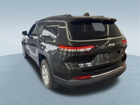 Used 2023 Jeep Grand Cherokee L Limited w/ Luxury Tech Group II RWD image 6