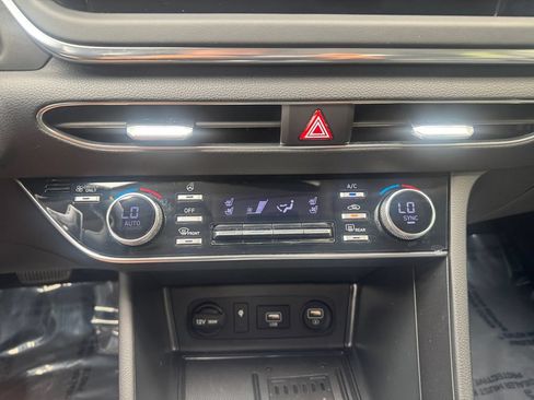 Used 2021 Hyundai Sonata Limited FWD image 24