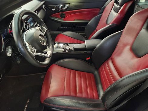 Used 2018 Mercedes-Benz SLC 300 image 13
