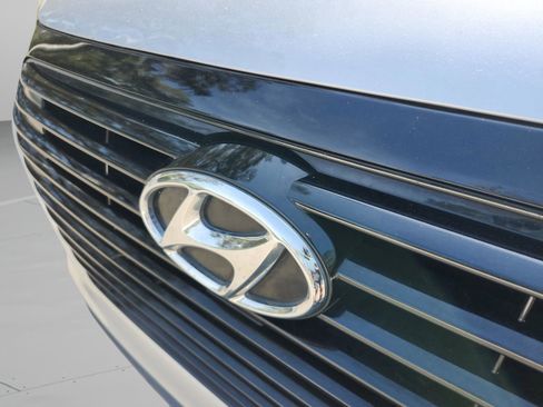 Used 2017 Hyundai Ioniq SEL image 19