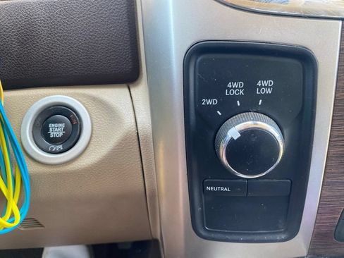 Used 2017 RAM 3500 Laramie w/ Convenience Group AWD/4WD image 7