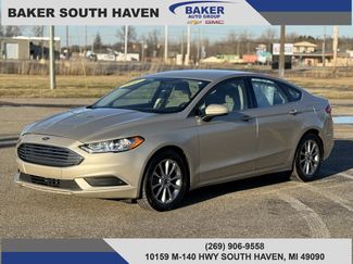 Used 2017 Ford Fusion SE video 1