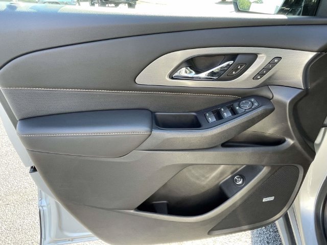 Certified 2020 Chevrolet Traverse Premier FWD image 15