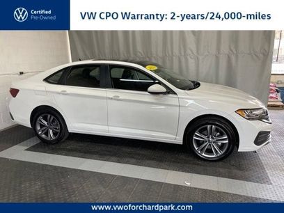 Certified 2023 Volkswagen Jetta SE w/ Panoramic Sunroof Package