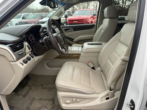 Used 2017 GMC Yukon XL Denali w/ Open Road Package image 31