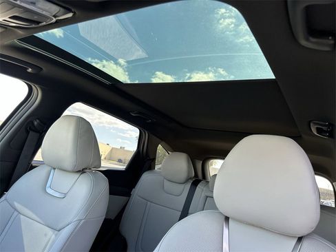 New 2026 Hyundai Tucson Limited image 24