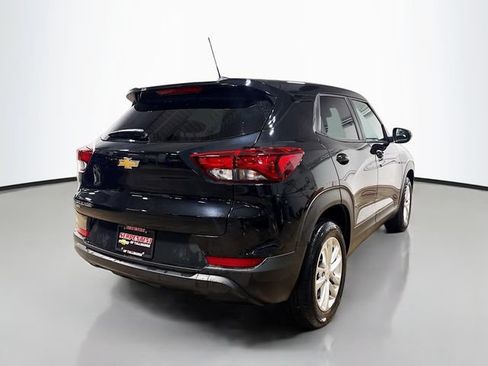 Used 2024 Chevrolet TrailBlazer LS w/ LS Convenience Package AWD/4WD image 6