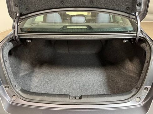 Used 2017 Honda Accord EX image 14
