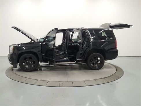 Used 2019 GMC Yukon Denali image 12