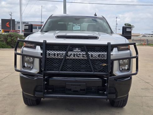 Used 2023 Chevrolet Silverado 2500 Custom w/ Custom Value Package AWD/4WD image 2