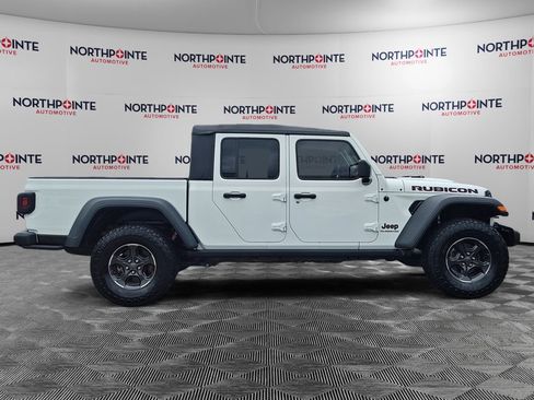 Used 2021 Jeep Gladiator Rubicon w/ Trailer Tow Package AWD/4WD image 7