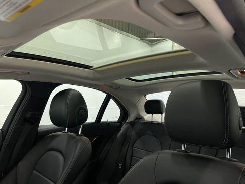 Used 2017 Mercedes-Benz C 300 4MATIC Sedan image 11