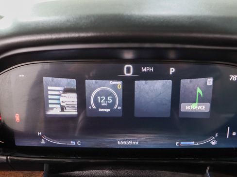 Used 2022 Jeep Grand Wagoneer Series II w/ Convenience Group III AWD/4WD image 16