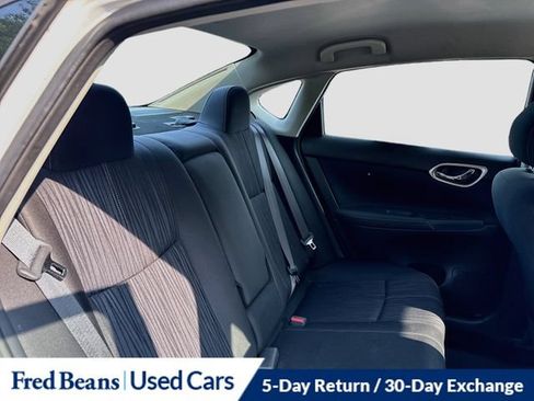 Used 2017 Nissan Sentra SV FWD image 32
