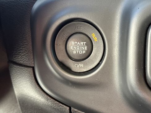 Used 2020 Jeep Gladiator Rubicon image 37