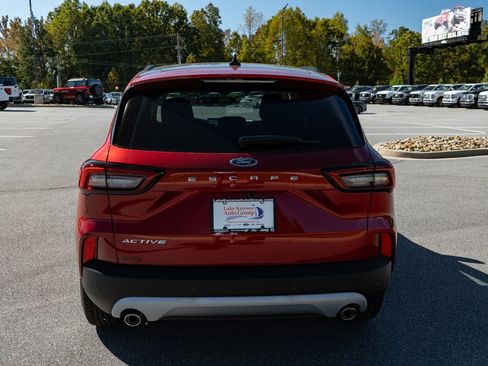 New 2026 Ford Escape Active w/ Tech Pack #1 FWD image 8