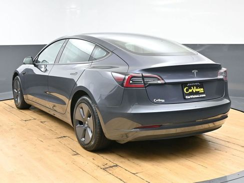 Used 2023 Tesla Model 3 Standard Range image 6