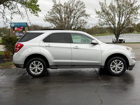 Used 2017 Chevrolet Equinox LT w/ Convenience Package FWD image 5