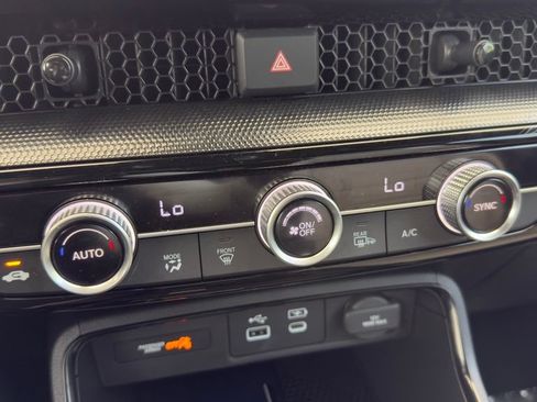 Used 2025 Honda CR-V Sport Touring image 28