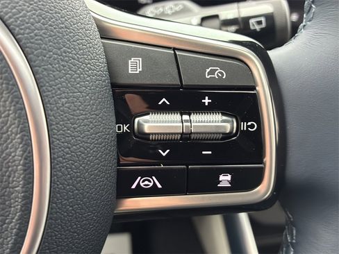 New 2026 Kia Carnival SX Prestige image 25