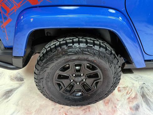 Used 2016 Jeep Wrangler Unlimited Sahara AWD/4WD image 36