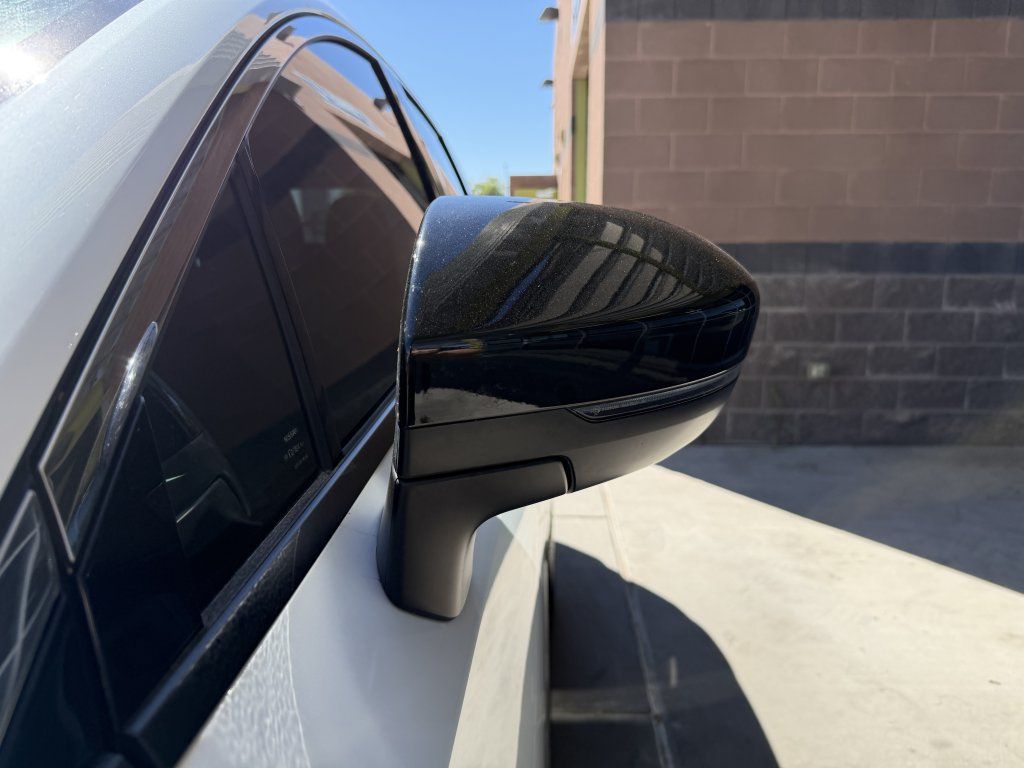 Used 2025 Nissan Murano SL AWD/4WD image 12