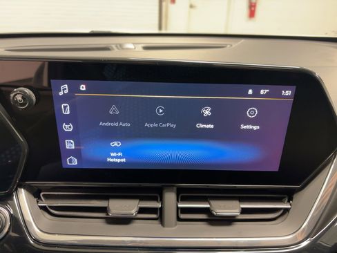 New 2026 Chevrolet Trax RS w/ Sunroof Package image 24