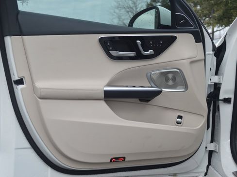 Certified 2025 Mercedes-Benz C 300 4MATIC Sedan image 12