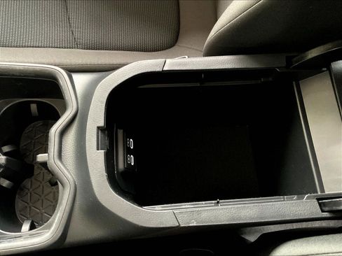 Used 2023 Toyota RAV4 LE FWD image 16